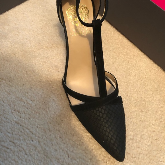 Vince Camuto Heels - Picture 5 of 6